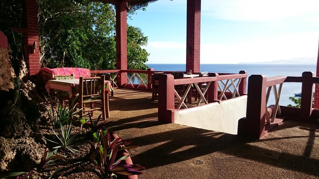 Coco White Beach Resort Бохол Экстерьер фото