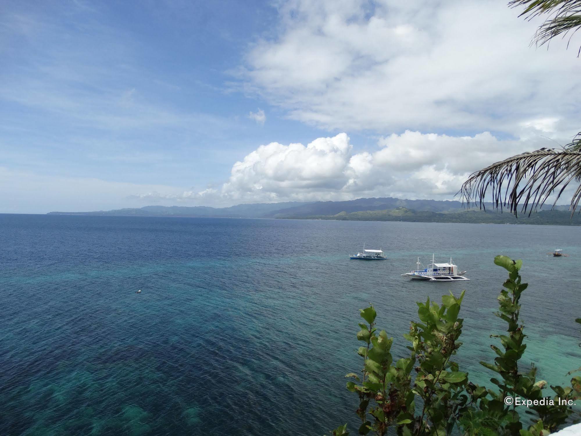 Coco White Beach Resort Бохол Экстерьер фото